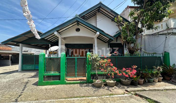 Ready-to-Live House, Strategic Location in Cianjur City, Negotiable Price Until Deal