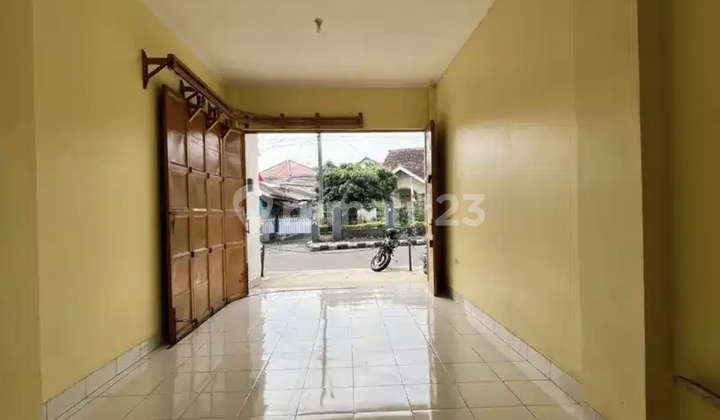 Shop House Suitable for Residence and Business in Warudoyong Sukabumi, Price Still Negotiable 2