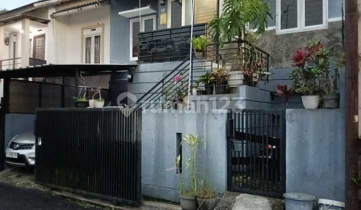 Rumah Fully Furnished di Komplek Sariwangi Bandung Menarik