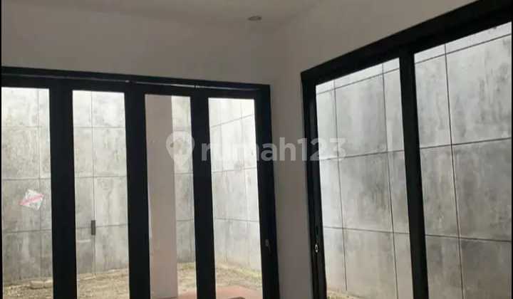Rumah Semi Furnish Lokasi Tengah Kota di Sukaluyu Bandung Menarik 2
