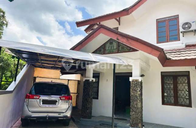 For Rent Ready-to-Occupy House in Cigadung, Bandung City Best Price