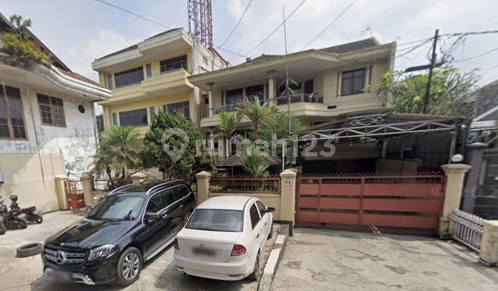 Luxury House Near Toll Access in Pasteur Bandung City Negotiable Until Done