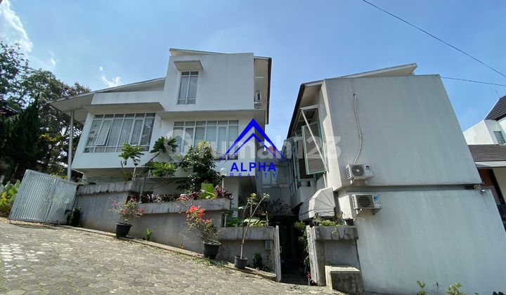 Rumah Aesthetic Semi Furnish di Komplek Dago Bandung Kota Menarik 2