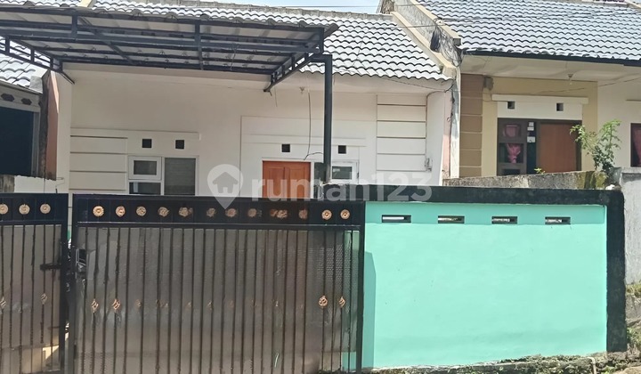 Rumah Minimalis Modern Siap Huni di Komplek Jatihandap Bandung Rumah Minimalis Modern Siap Huni di Komplek Jatihandap Bandung