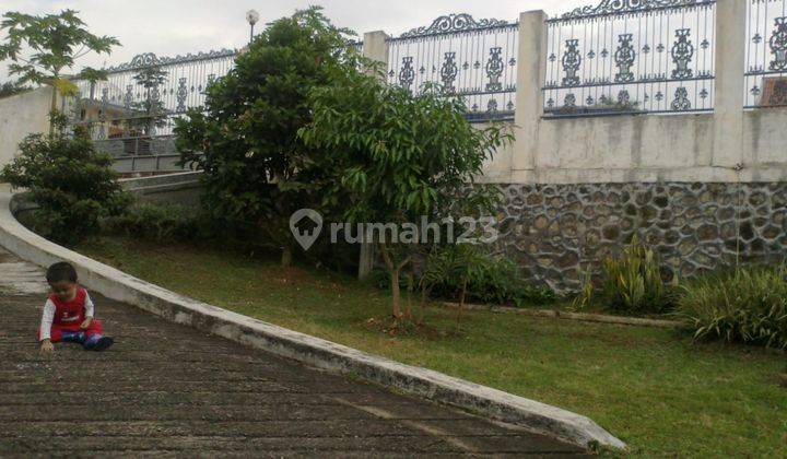 Dijual Rumah di Bayongbong Garut Siap Huni Halaman Luas 2