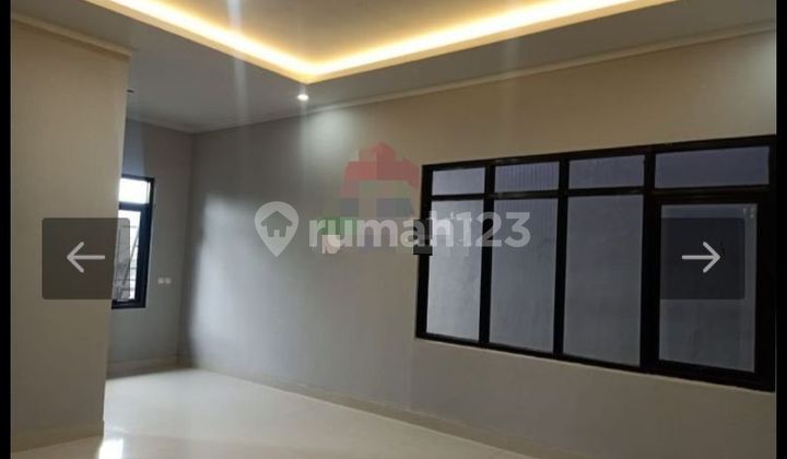 Rumah Semi Furnished Siap Huni di Komplek Buah Batu Bandung Kota 2