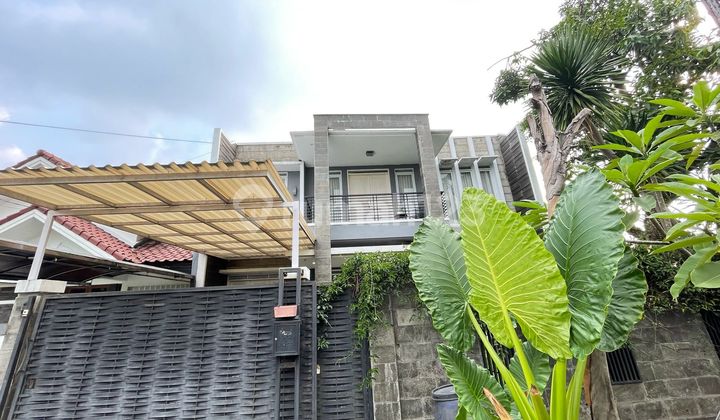 Rumah Mewah Semi Furnished di Komplek Batununggal Indah Bandung 2