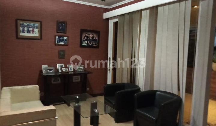 Semi-Furnished House in the Elite Setraduta Complex Bandung Attractive 2