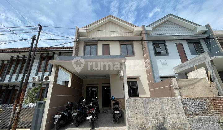 Rumah Brand New Siap Huni di Komplek Turangga Bandung Kota
