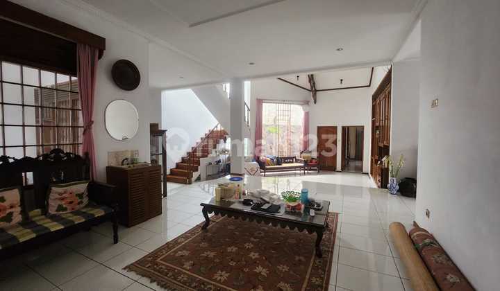 Semi-Furnished Vintage House in Cikutra Complex, Bandung City 2