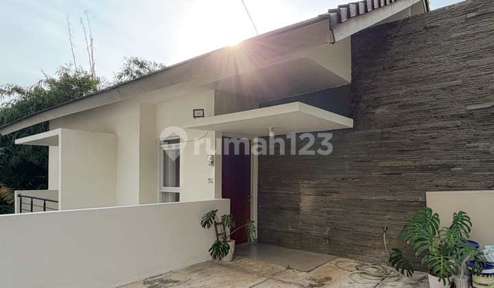 Aesthetic Semi Furnished House in Awiligar Bandung City Best Price 1