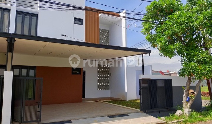 Ready-to-Occupy House Near Toll Access in Cileunyi Area, Bandung City