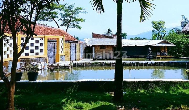 Villa in Karangpawitan Garut, Spacious Land, Price Negotiable Until Deal Villa in Karangpawitan Garut, Spacious Land, Price Negotiable Until Deal