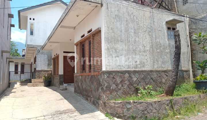 Ready-to-Occupy Boarding House in Ujungberung Bandung with Attractive Negotiable Price 2