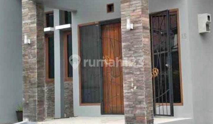 Rumah Unik Lokasi Tengah Kota di Komplek Caringin Bandung Kota 2