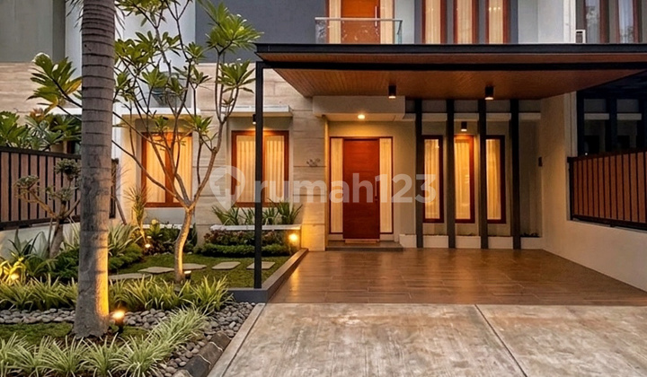 Semi-Furnished Luxury House in Buah Batu Complex Bandung Attractive