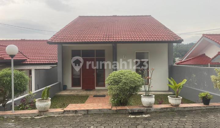 For Rent Fully Furnished Ready-to-Live-In House in Dago Area Bandung City Best Price