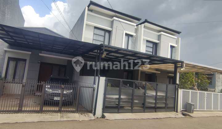 Rumah Semi Furnished Posisi Hoek di Sariwangi Bandung Kota