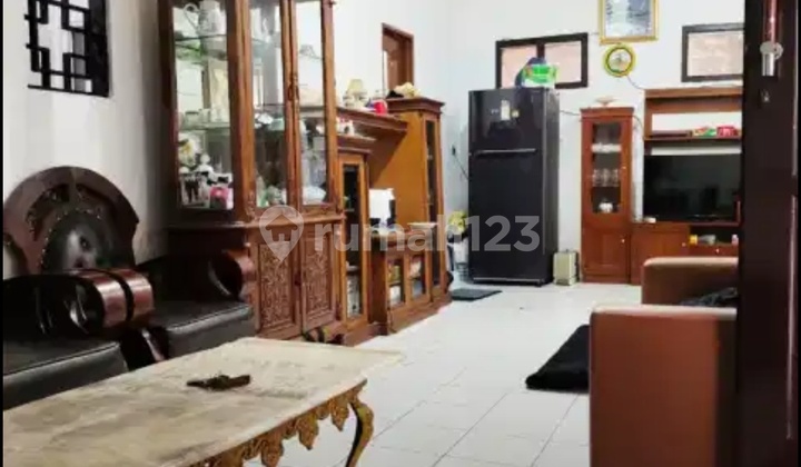 Rumah Semi Furnish Siap Huni di Komplek Cimahi Tengah Harga Nego
