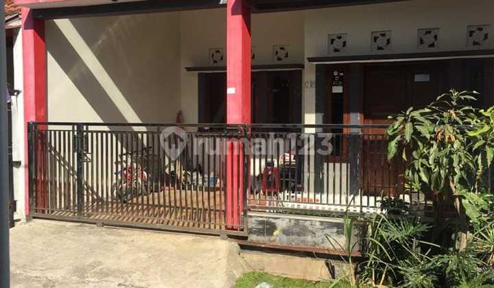 Affordable Ready-to-Live House with a Scenic Location in Tarogong Kidul Complex, Garut Affordable Ready-to-Live House with a Scenic Location in Tarogong Kidul Complex, Garut