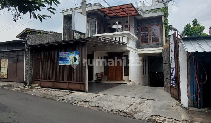 Fully Furnished House with Large Land in Padasuka Bandung, Negotiable Price Until Deal.