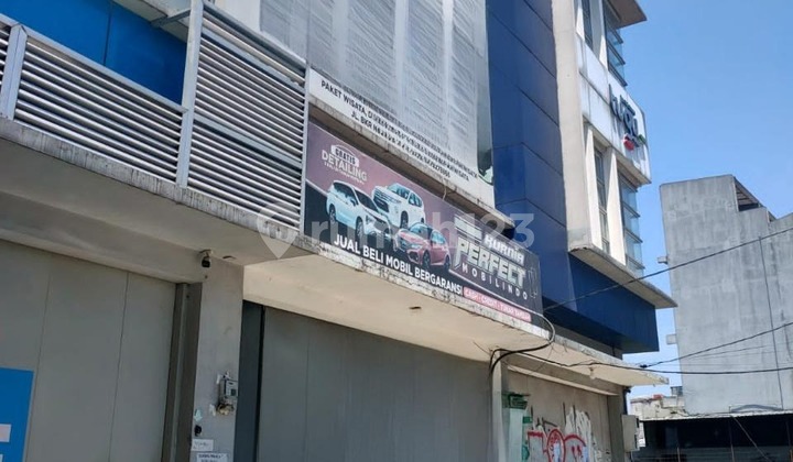 Ready-to-Use Shop House in a Super Strategic Location in Bkr Bandung City, Attractive
