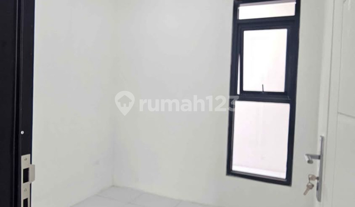 Brand New Contemporary Style House in Antapani Bandung Attractive 2