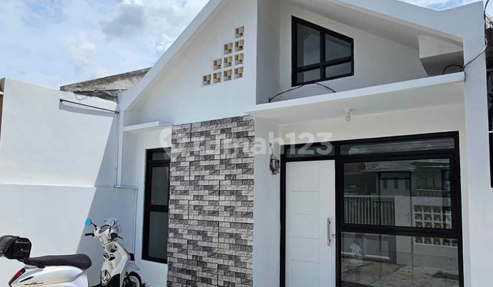 Rumah Brand New Bergaya Kekinian di Antapani Bandung Menarik