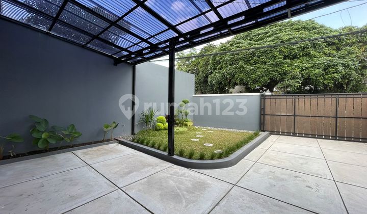 Semi-Furnished Ready-to-Occupy Home in the Elite Gegerkalong Complex, Bandung, Negotiable Price Until Sold 2