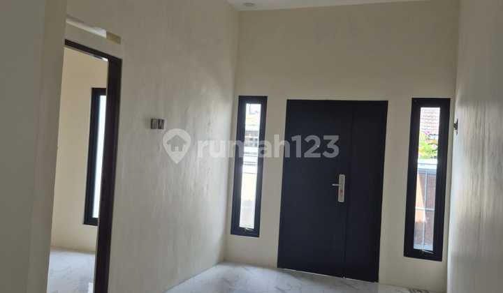 Ready-to-Occupy House in a Comfortable Location at Antapani, Bandung, an Attractive City 2