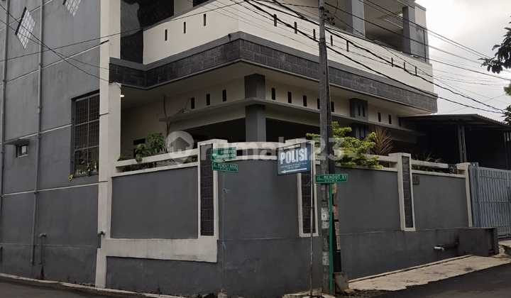 Ready-to-Occupy House in Pharmindo Cijerah Bandung, Attractive Corner Position