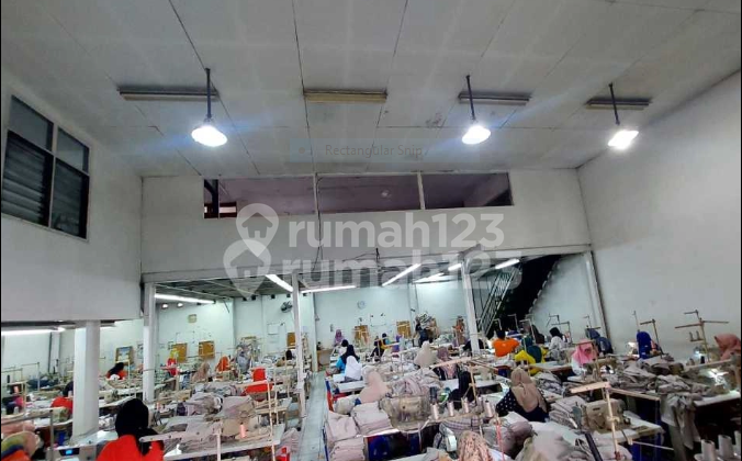 Gudang Aktiv Lokasi Bebas Banjir di Ujung Berung Bandung Kota