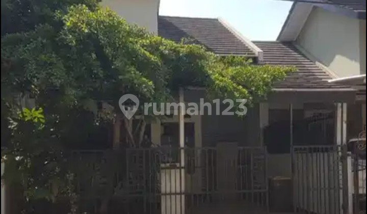 Minimalist House Ready to Occupy in Jatihandap Complex, Bandung City, Attractive