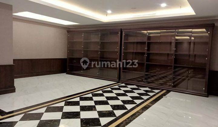 Dijual Office Treasury District 8 Scbd 284m2 Semi Furnished Siap Pakai 2