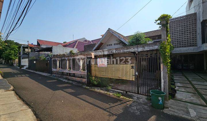 Dijual Rumah Tua Hitung Tanah Senopati Area Jl. Ciniru Luas 220m Strategis Lingkungan Tenang Untuk Hunian Sertifikat Rp 13M 08111710202 1