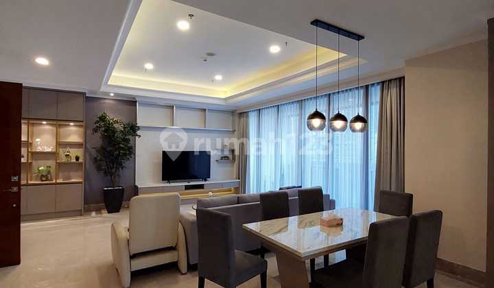 For Rent Apartment District 8 SCBD Unit 4BR 249m - Fully Furnished - Best View - Largest Unit - Limited - Connected to Ashta Rp 75 million/month - 08111710202