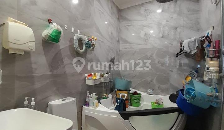 For Sale Cheap Gracia Residence Graha Raya Bintaro Jaya - Ready-to-Live 3-Story House 90/180M Full Renovation SHM Strategic Near Toll & RSPI Rp 1.9 M - 0811171xxxx For Sale Cheap Gracia Residence Graha Raya Bintaro Jaya - Ready-to-Live 3-Story House 90/180M Full Renovation SHM Strategic Near Toll & RSPI Rp 1.9 M - 0811171xxxx