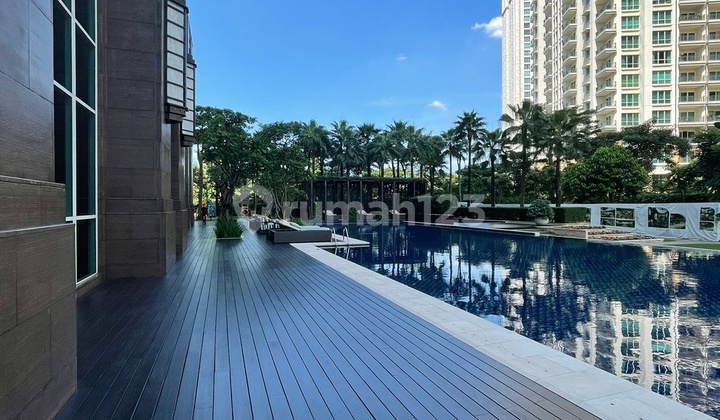 Apartement Apartement Pakubuwono Signature 4 BR Furnished Bagus 23