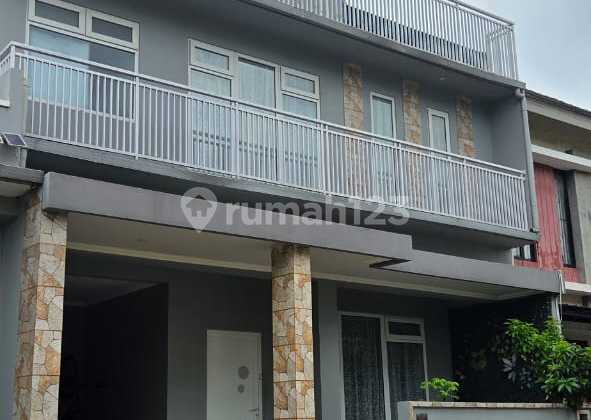 Rumah 3 Lantai SHM Bagus Siap Huni di Graha Raya Bintaro Rumah 3 Lantai SHM Bagus Siap Huni di Graha Raya Bintaro