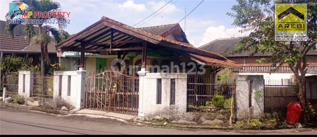 Cheap ex-artist house in Buah Batu, Bandung City, land only. 2