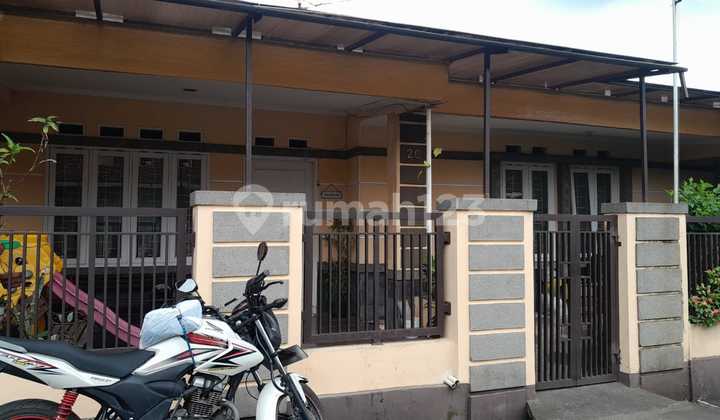 Ready-to-occupy Margahayu Permai Kopo house, safe, comfortable, flood-free. 2