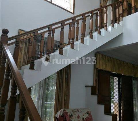 Rumah 2 Lantai Semi Furnished SHM Hook di Komp.tamansari Bukit Bandung One Gate System Bebas Banjir Strategis 2