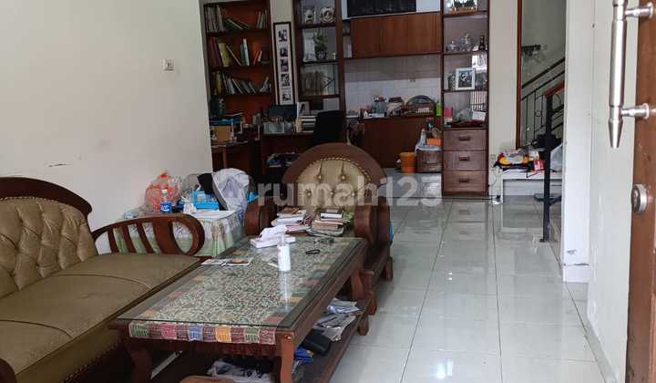 House in Arcamanik Bandung 2.5 Floors Strategic Ready to Occupied Flood-Free 2