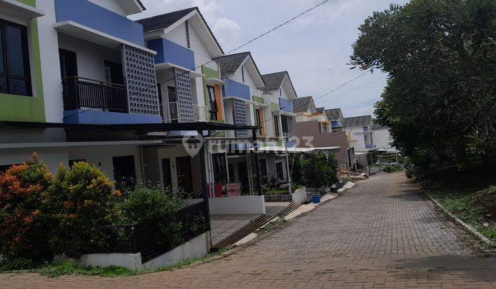 Rumah Dekat Kota Baru Parahyangan Tol Padalarang Aman Nyaman Asri 1