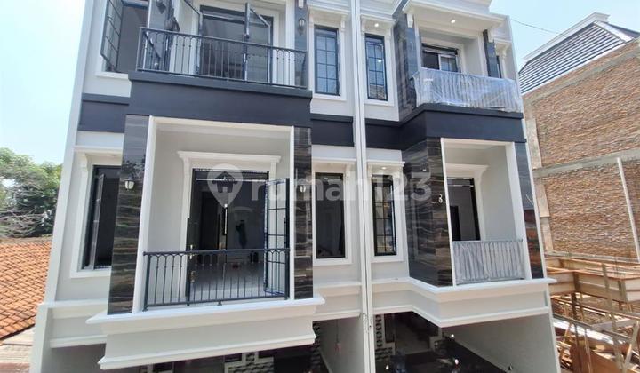 rumah mewah  MURAH 3lt onegate jagakarsa jakartaselatan  nobanjir 2