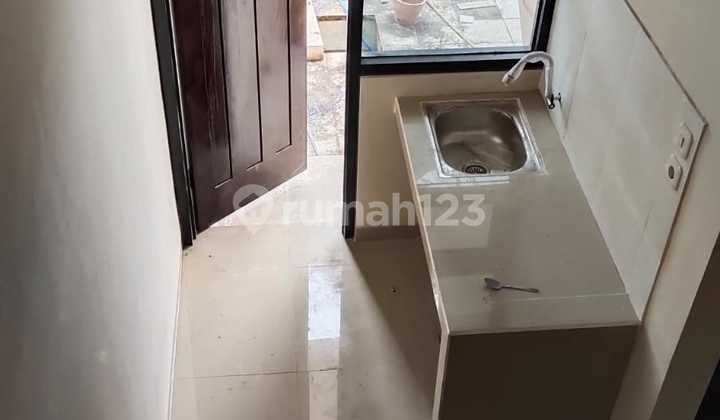 Rumah Baru 2 Lantai Di Raya Medokan Surabaya Timur 3