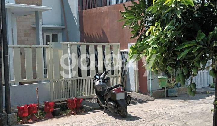 tampak depan rumah minimalis 1 lantai di