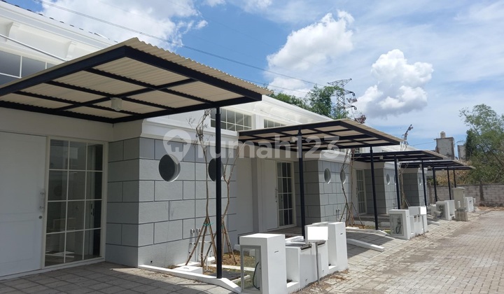 Rumah Ready Stok Di Perumahan Grand Village Surabaya Rumah Ready Stok Di Perumahan Grand Village Surabaya