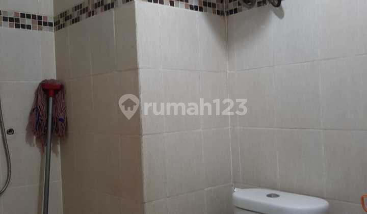 Furnished Studio Apartment in Puncak Permai Surabaya