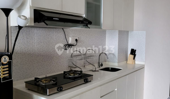 Apartemen Grand Madison 2BR (58,3 m2) Brand New Full Furnished Lantai Sedang - 80 Juta/Tahun, Central Park, Jakarta Barat 2